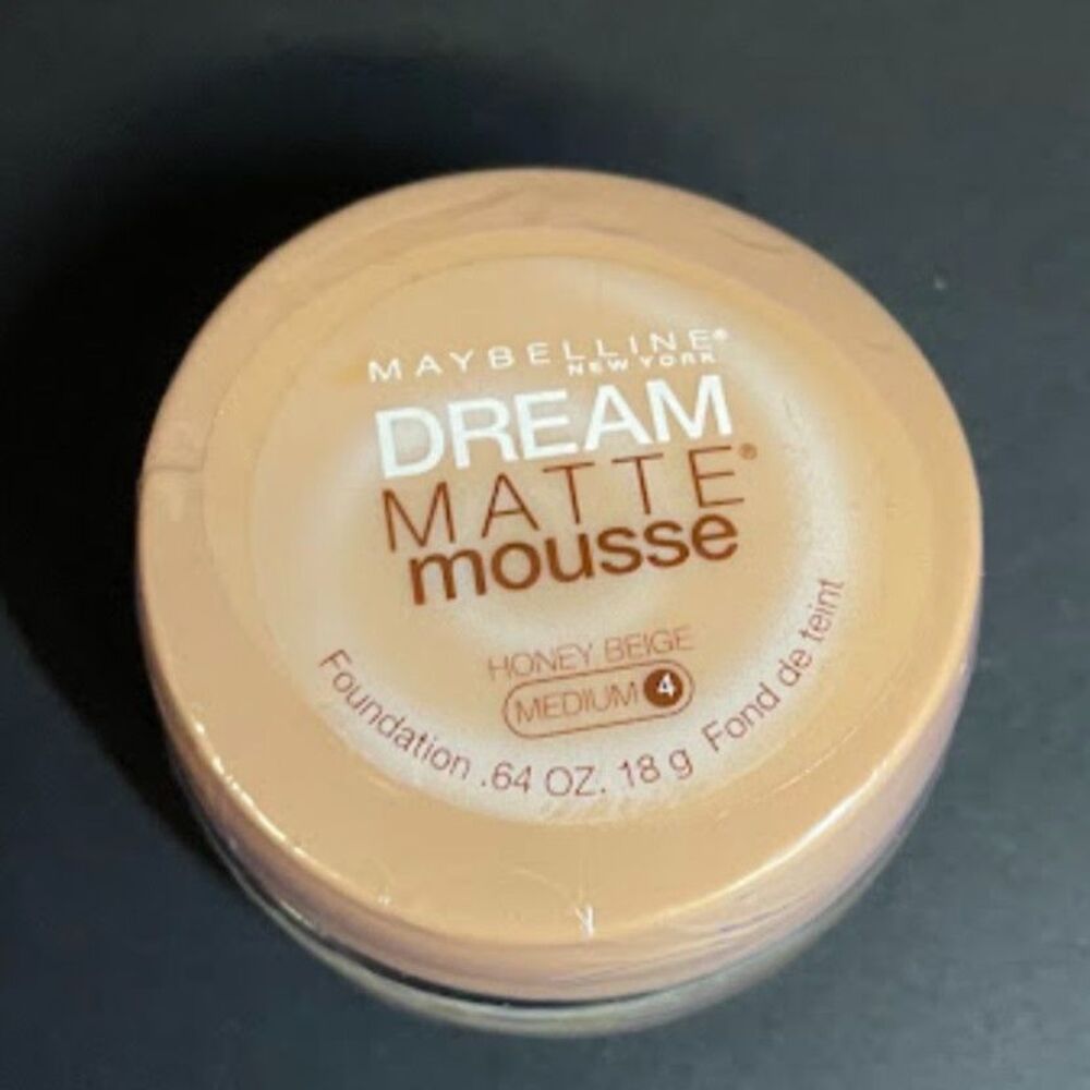 Maybelline Dream Matte Mousse Foundation Medium 4: Honey Beige 0.64oz
